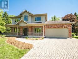 18 ANGUS COURT W  London North (North G), ON N5X 3J4