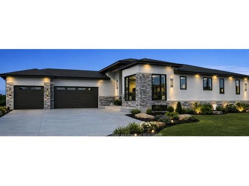 2 Pebble Beach Court, Leamington, ON 