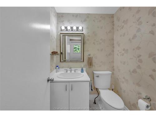 10691 Lakeview Drive, Chatham-Kent, ON 