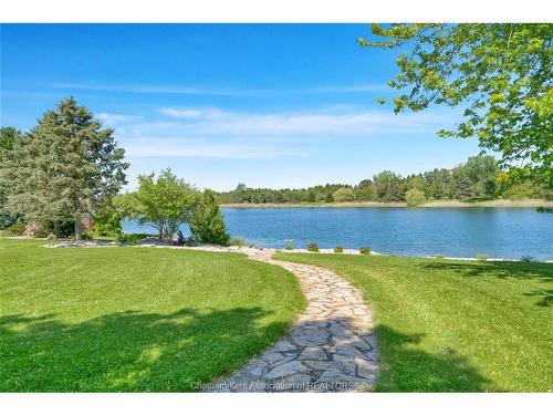10691 Lakeview Drive, Chatham-Kent, ON 