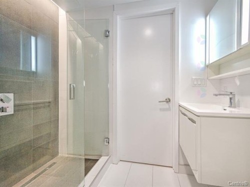 Bathroom - 1206-1288 Av. Des Canadiens-De-Montréal, Montréal (Ville-Marie), QC - Indoor Photo Showing Bathroom