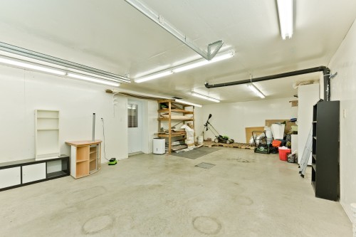 Garage - 117 Rue Paul, Compton, QC - Indoor Photo Showing Garage
