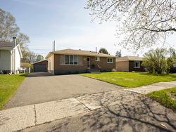 112 IBBETSON Street Thunder Bay, ON P7A 7J9