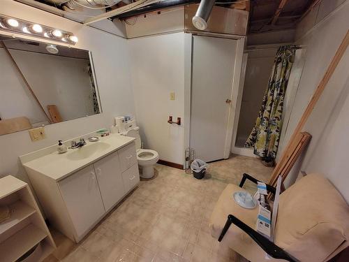 285 Sundwall Rd, Stratton, ON - Indoor