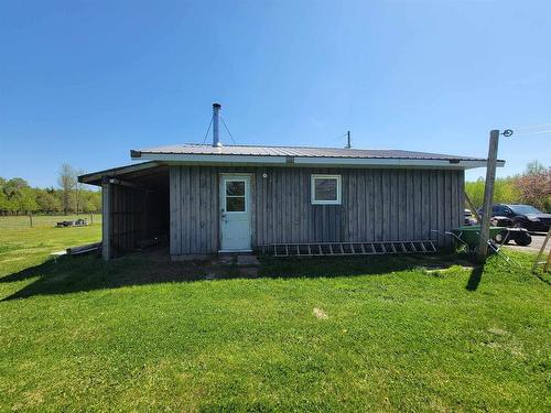 285 Sundwall Rd, Stratton, ON - Outdoor