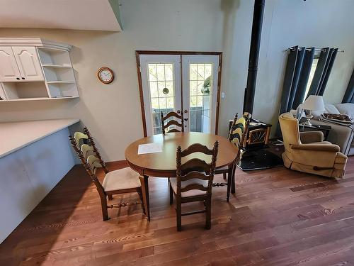 285 Sundwall Rd, Stratton, ON - Indoor Photo Showing Dining Room