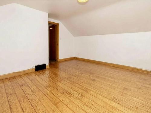 408 Kingsway Avenue, Thunder Bay, ON - Indoor Photo Showing Other Room