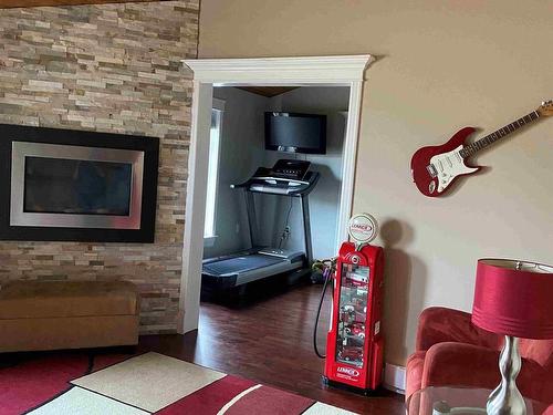 110 Peninsula Road, Marathon, ON 