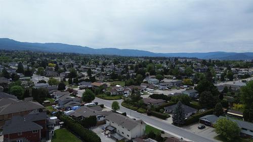 627 Hardie Road, Kelowna, BC - Outdoor With View