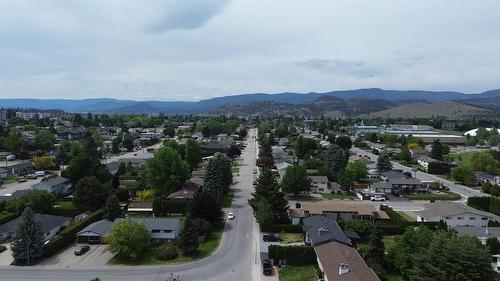 627 Hardie Road, Kelowna, BC - Outdoor With View