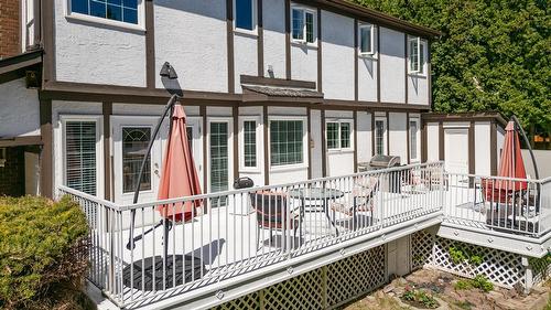 627 Hardie Road, Kelowna, BC - Outdoor With Deck Patio Veranda With Exterior