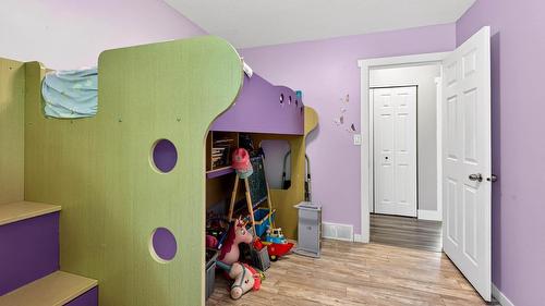 1399 Lamar Drive, Kamloops, BC - Indoor Photo Showing Other Room