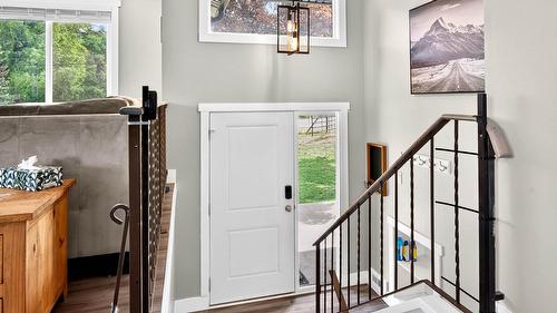 1399 Lamar Drive, Kamloops, BC - Indoor Photo Showing Other Room