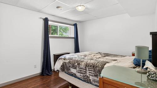 1399 Lamar Drive, Kamloops, BC - Indoor Photo Showing Bedroom