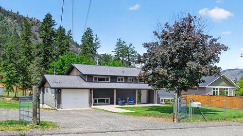 1399 Lamar Drive, Kamloops, BC - Outdoor With Deck Patio Veranda