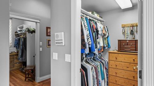 1145 Mckenzie Road, Kelowna, BC 