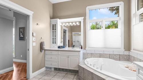 1145 Mckenzie Road, Kelowna, BC 