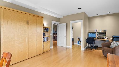 1145 Mckenzie Road, Kelowna, BC 