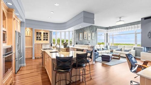 1145 Mckenzie Road, Kelowna, BC 