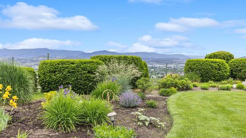 1145 Mckenzie Road, Kelowna, BC 
