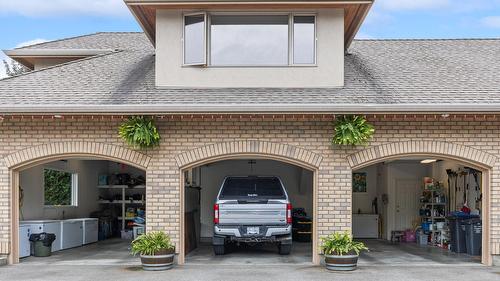 1145 Mckenzie Road, Kelowna, BC 