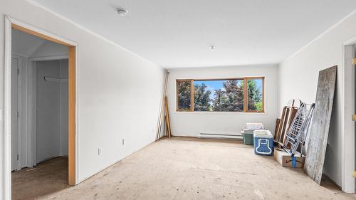 1145 Mckenzie Road, Kelowna, BC 