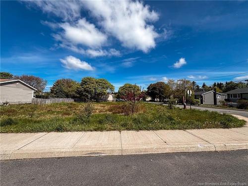 - Swanton St, Saint John, NB 