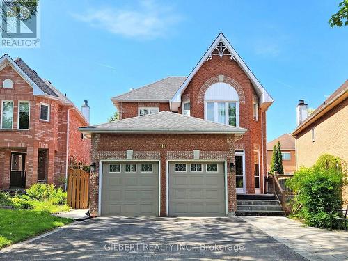 90 CHISWICK CRESCENT  Aurora, ON L4G 6P1