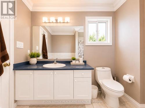 65 Tanglemere Crescent, Brampton, ON - Indoor Photo Showing Bathroom