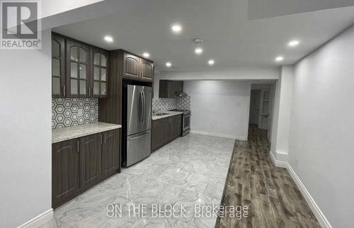 362 NORTH PARK BLVD BOULEVARD , Oakville, Ontario L6M 1L4 3