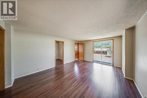 1338 Third Avenue, Trail, BC - Indoor