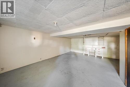1338 Third Avenue, Trail, BC - Indoor