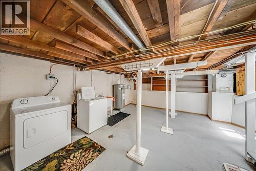 1338 Third Avenue, Trail, BC - Indoor Photo Showing Laundry Room