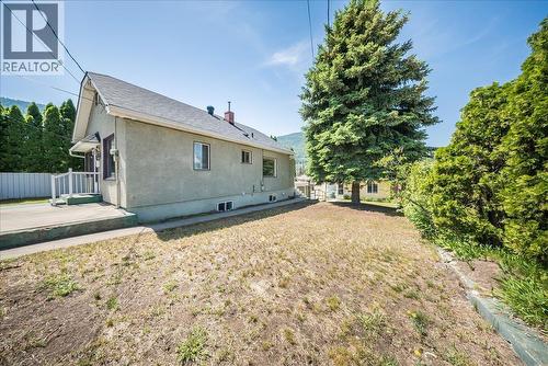 1338 Third Avenue, Trail, BC - Outdoor