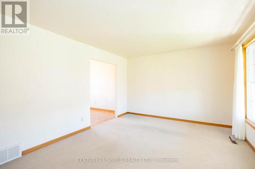 901 Laflin Street, Cornwall, ON - Indoor Photo Showing Other Room