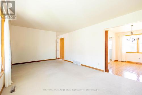 901 Laflin Street, Cornwall, ON - Indoor Photo Showing Other Room
