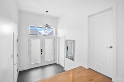 Interior - 