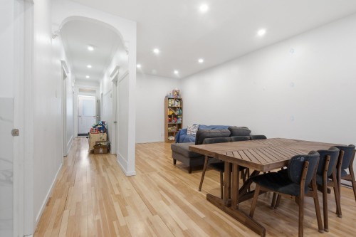 Living Room - 8432 Rue St-Denis, Montréal (Villeray/Saint-Michel/Parc-Extension), QC - Indoor