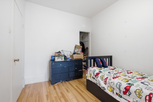 Bedroom - 8432 Rue St-Denis, Montréal (Villeray/Saint-Michel/Parc-Extension), QC - Indoor Photo Showing Bedroom