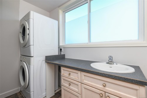 1804 Little River Rd, Comox, BC 