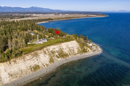 1551 Kye Bay Rd, Comox, BC 
