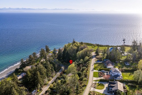 1551 Kye Bay Rd, Comox, BC 