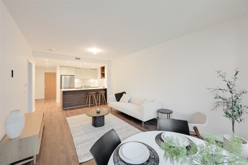 #204-363 Tyee Rd, Victoria, BC - Indoor