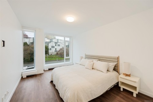 #204-363 Tyee Rd, Victoria, BC - Indoor Photo Showing Bedroom