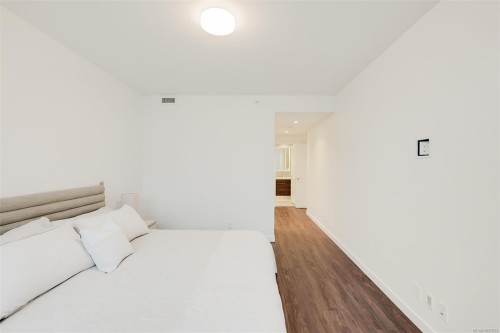 #204-363 Tyee Rd, Victoria, BC - Indoor Photo Showing Other Room