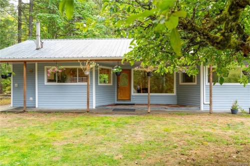 8996 Chemainus Rd, Chemainus, BC 
