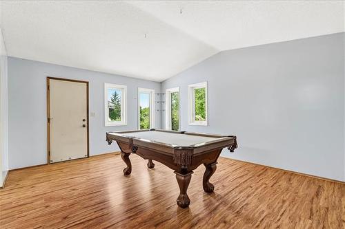 18 Riverstone Rd, Winnipeg, MB 