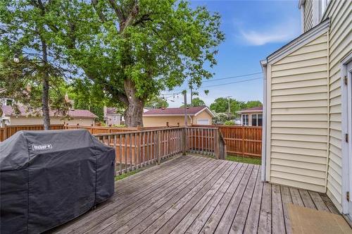 88 Oakview Ave, Winnipeg, MB 