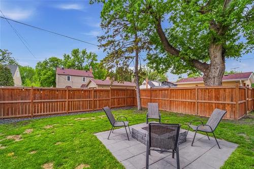 88 Oakview Ave, Winnipeg, MB 