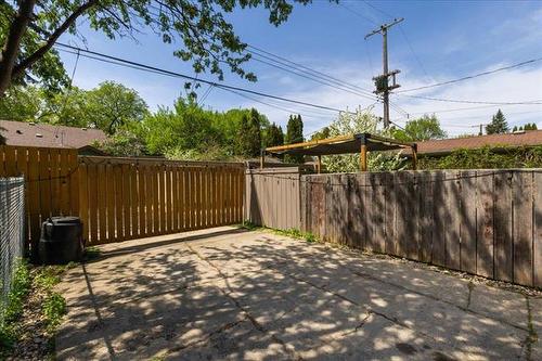 243 Niagara St, Winnipeg, MB 